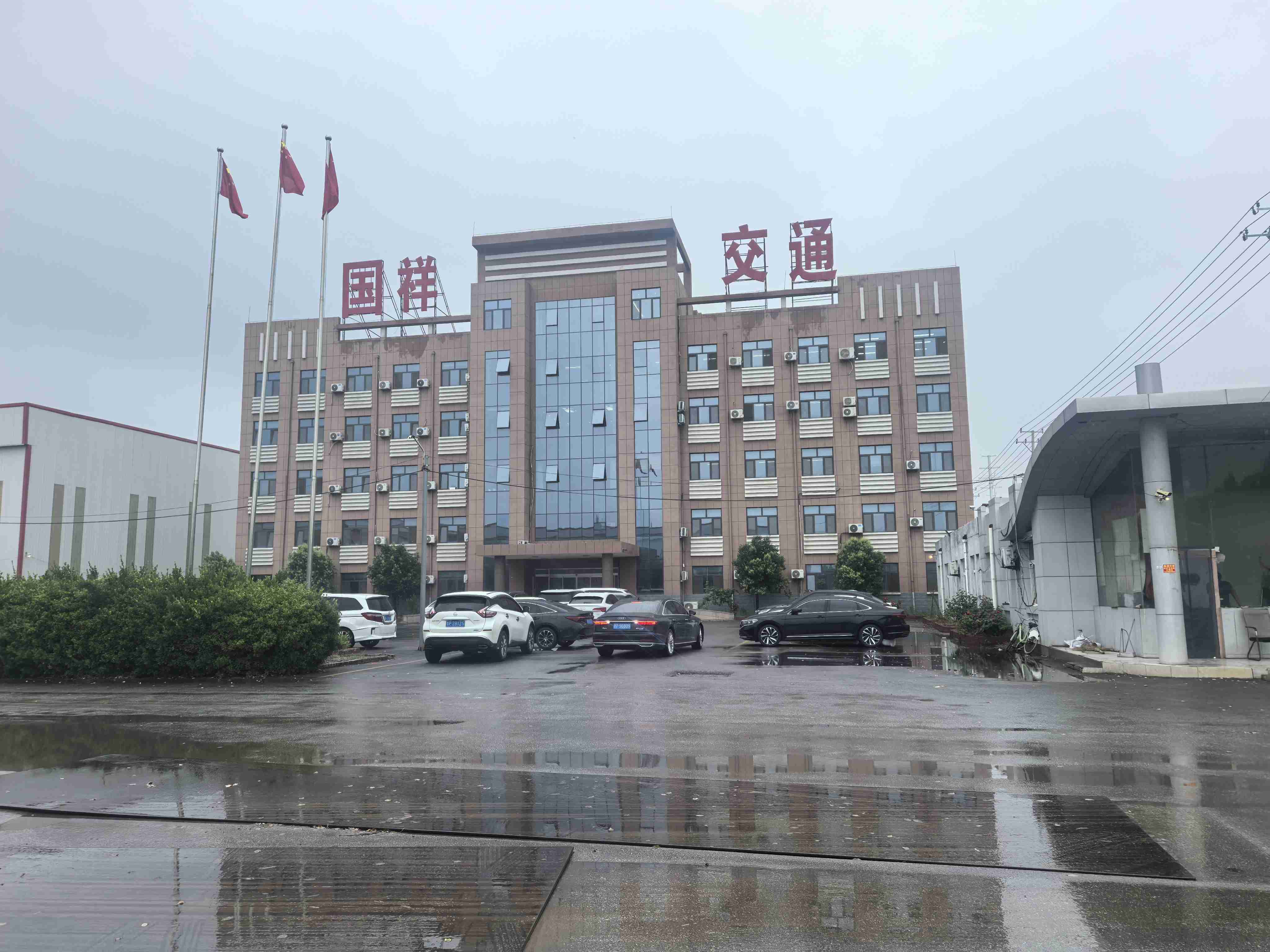 梅州市波形护栏立柱浸塑波形护栏 - 方案